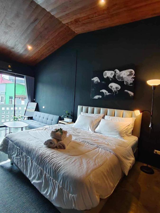 Mr Black & Ms White -Self Check In Accommodation Bangkok Exterior foto